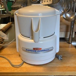 Acme Juicerator